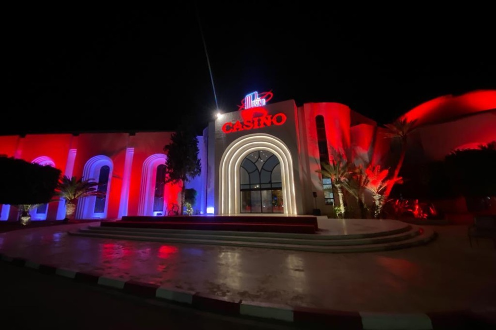 Casino by Night (4H)