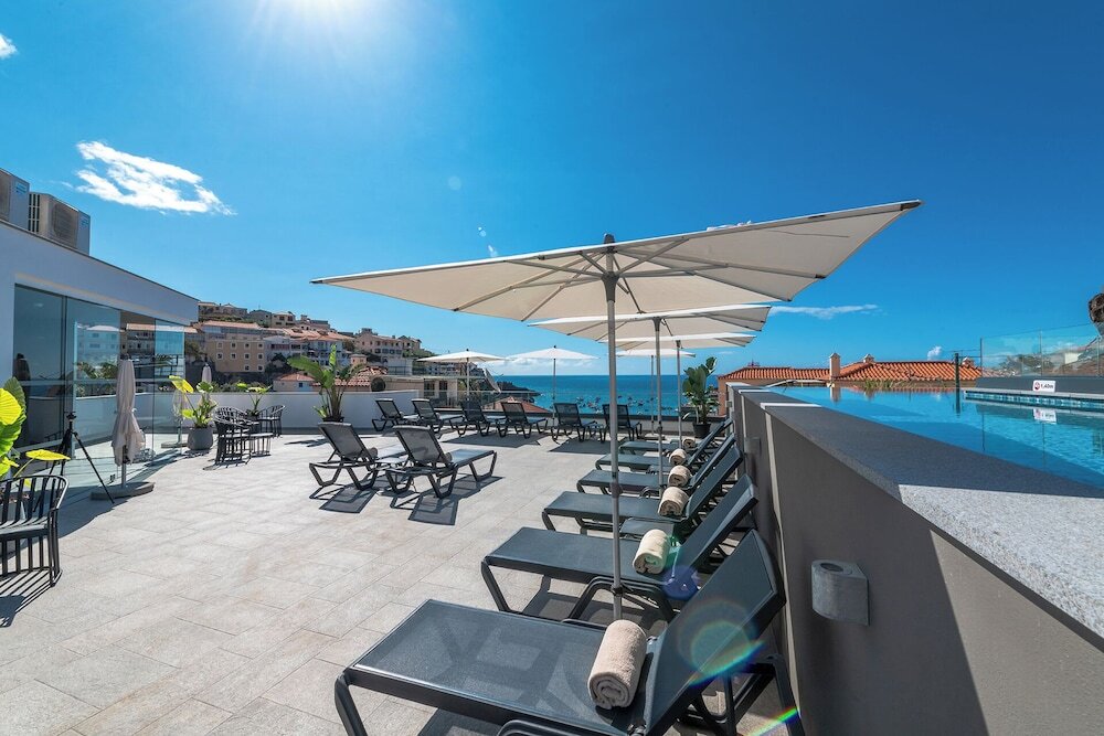 Pestana Fisherman Village