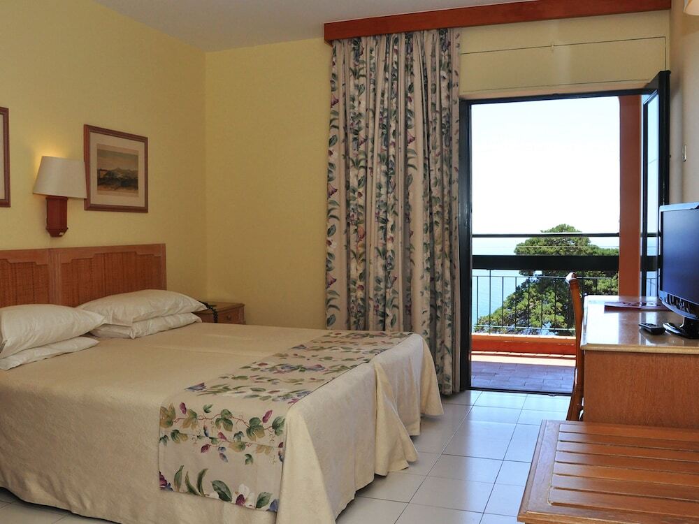 Garajau Madeira Hotel Ocean & Nature Apartments