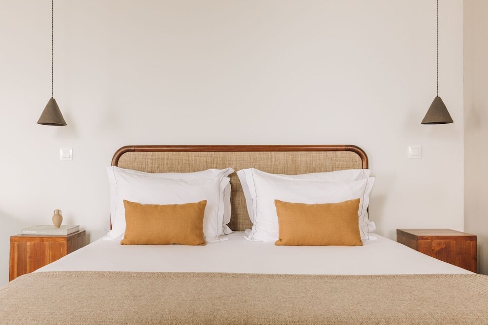 White Exclusive Suites & Villas