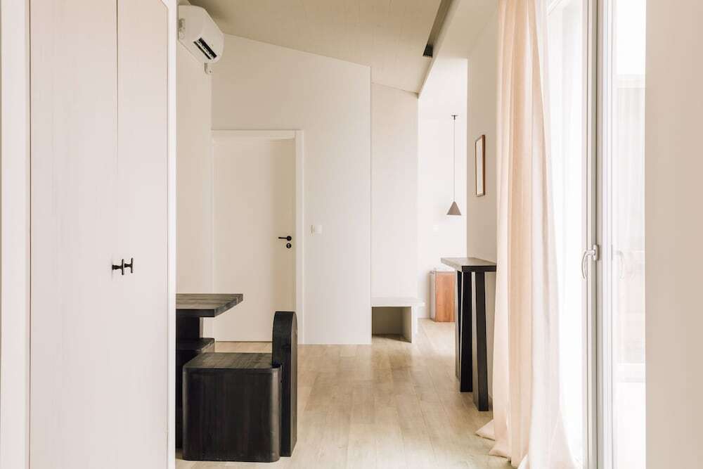 White Exclusive Suites & Villas