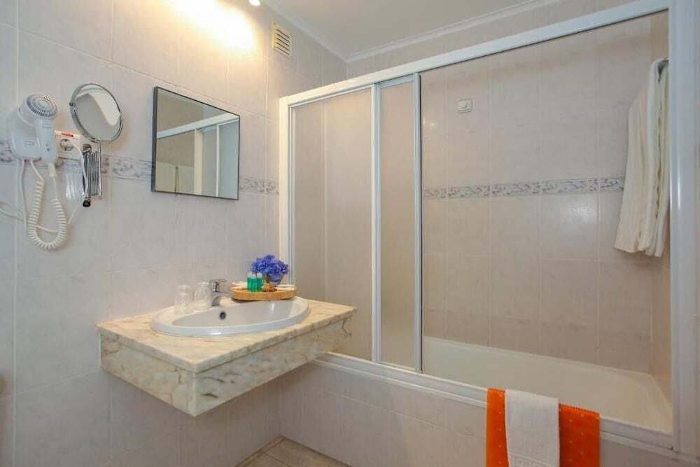 Barracuda Aparthotel
