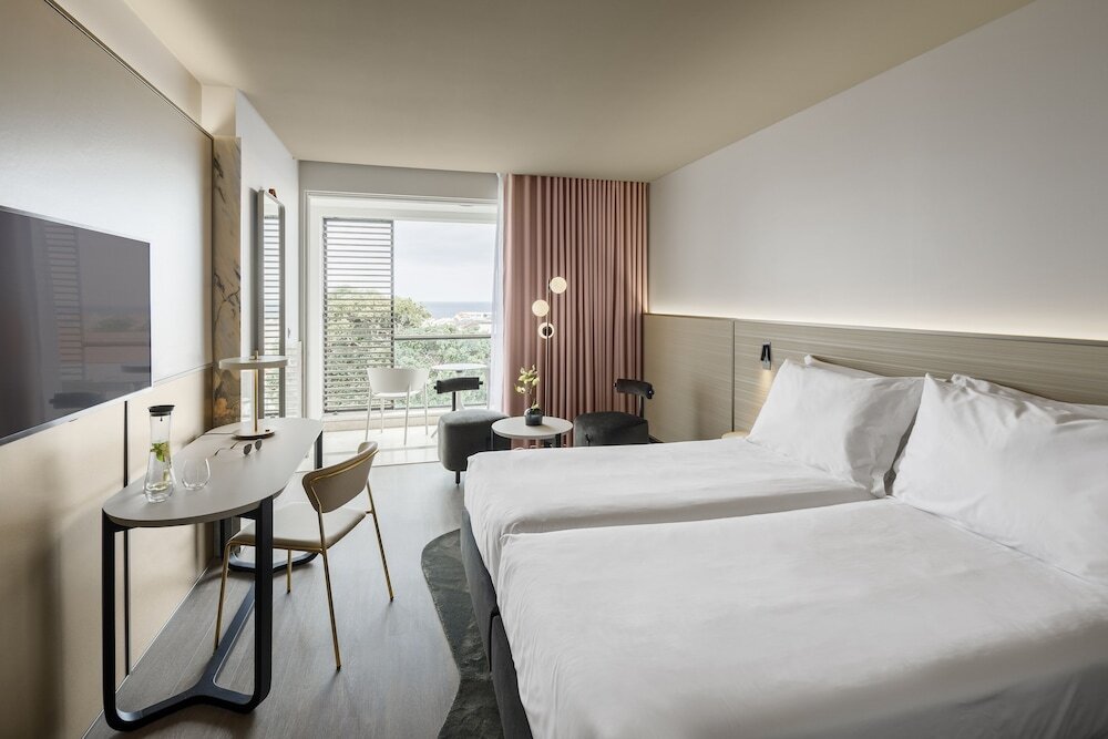 Azoris Royal Garden - Leisure & Conference Hotel