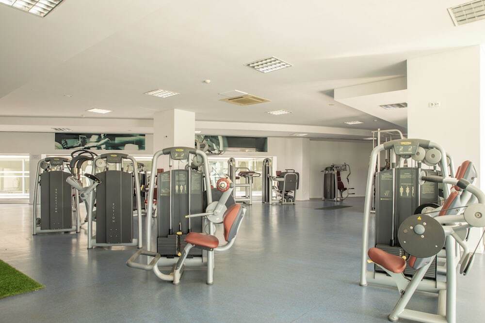 VIP Executive Azores Hotel