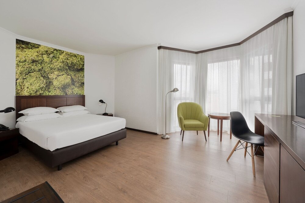 Neat Hotel Avenida