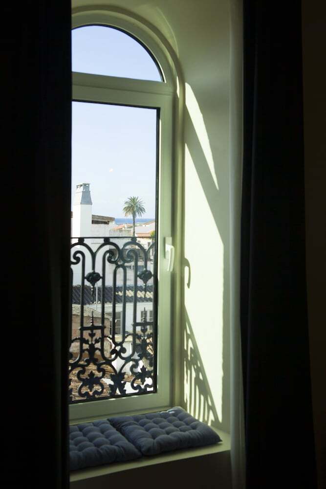 The Holy Cow - Hostel & Suites