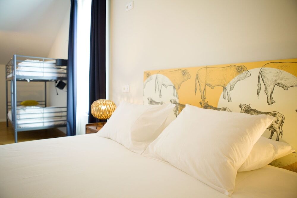 The Holy Cow - Hostel & Suites