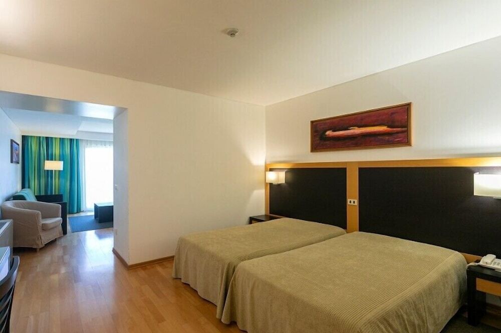 Antillia Hotel