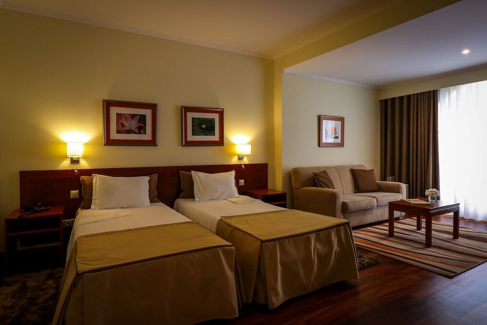 Hotel Cam�es
