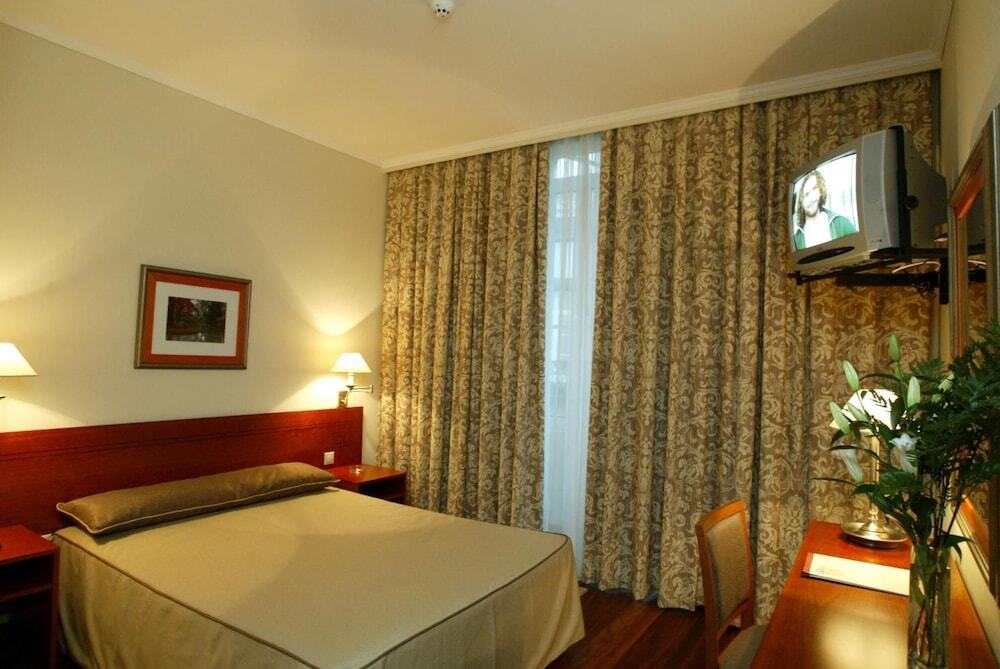 Hotel Cam�es