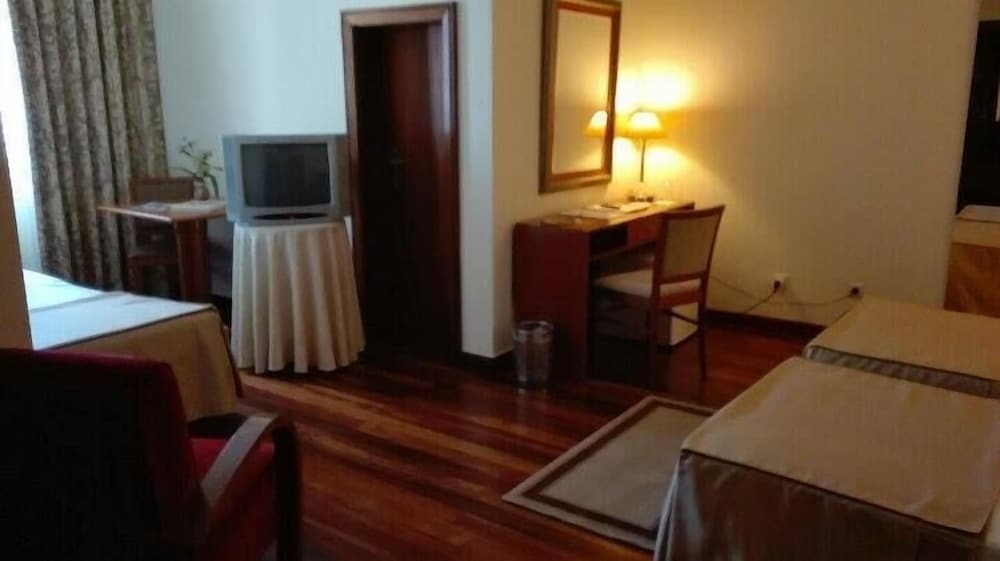 Hotel Cam�es