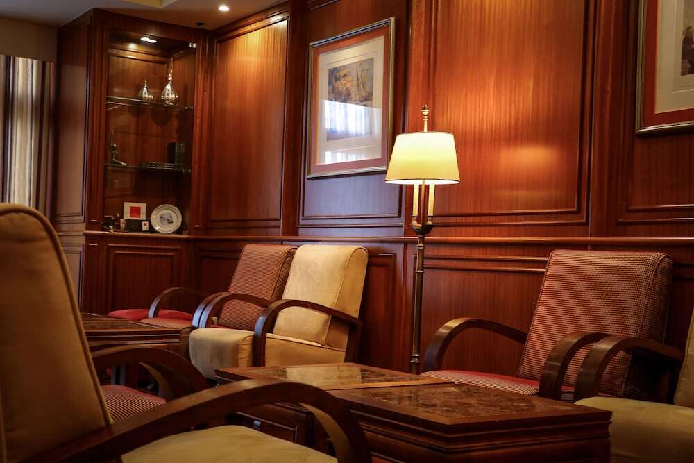 Hotel Cam�es