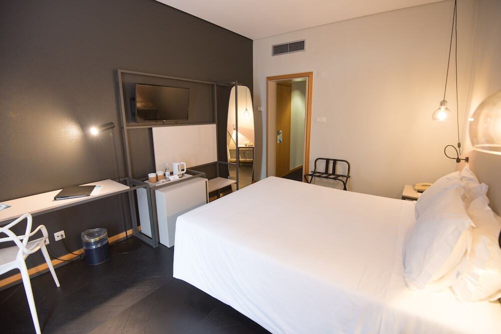 Azoris Angra Garden Plaza Hotel
