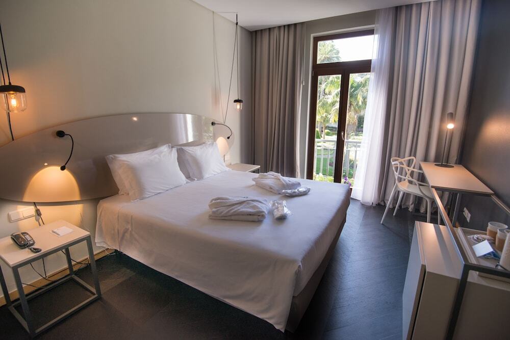 Azoris Angra Garden Plaza Hotel