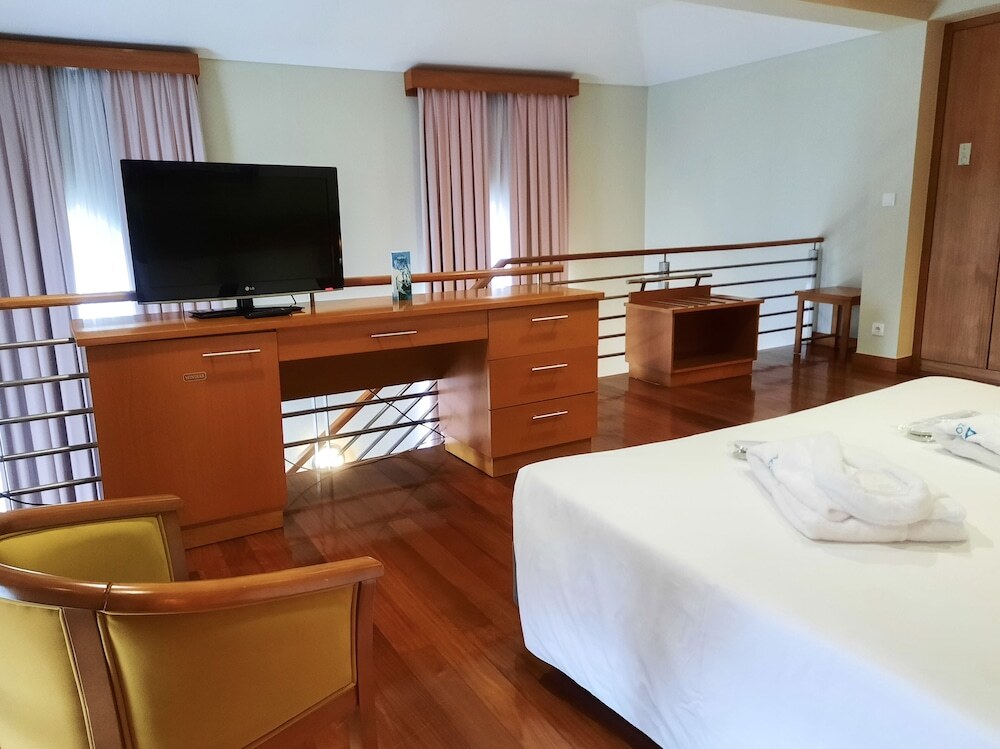 Azoris Angra Garden Plaza Hotel