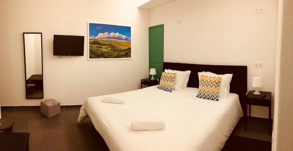 Globo Happy Hostel