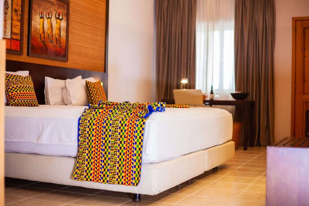 Pestana Tr�pico