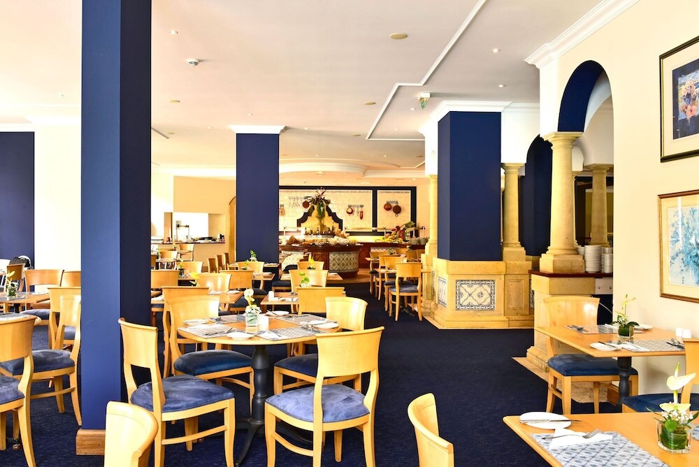 Pestana Village & Miramar