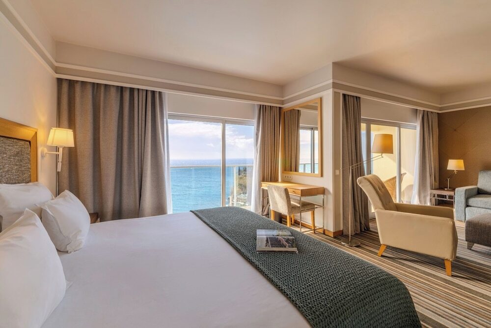 Pestana Carlton