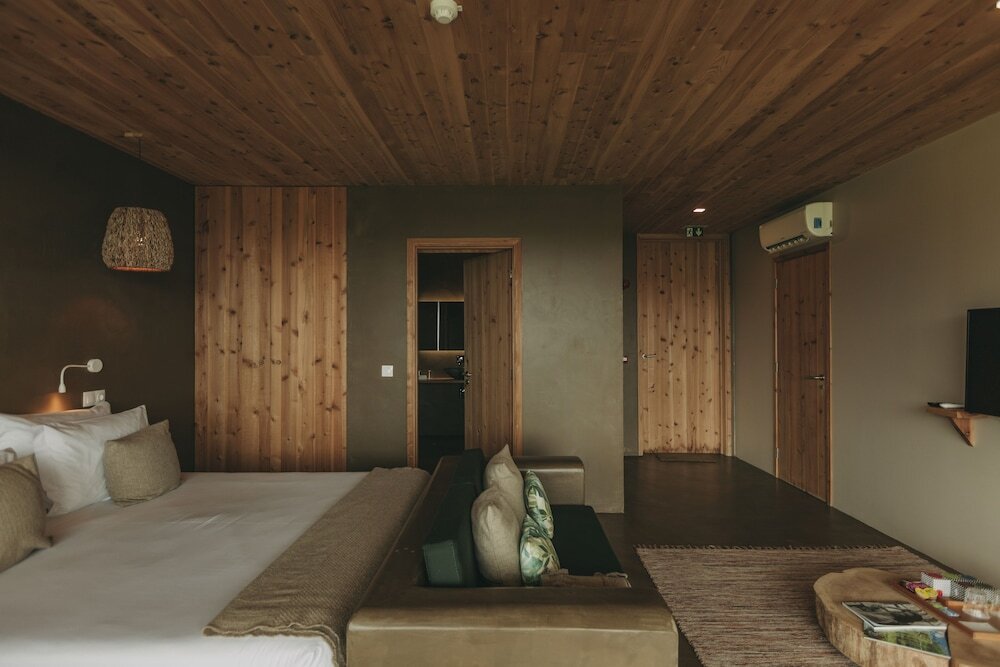 Santa Barbara Eco Beach Resort