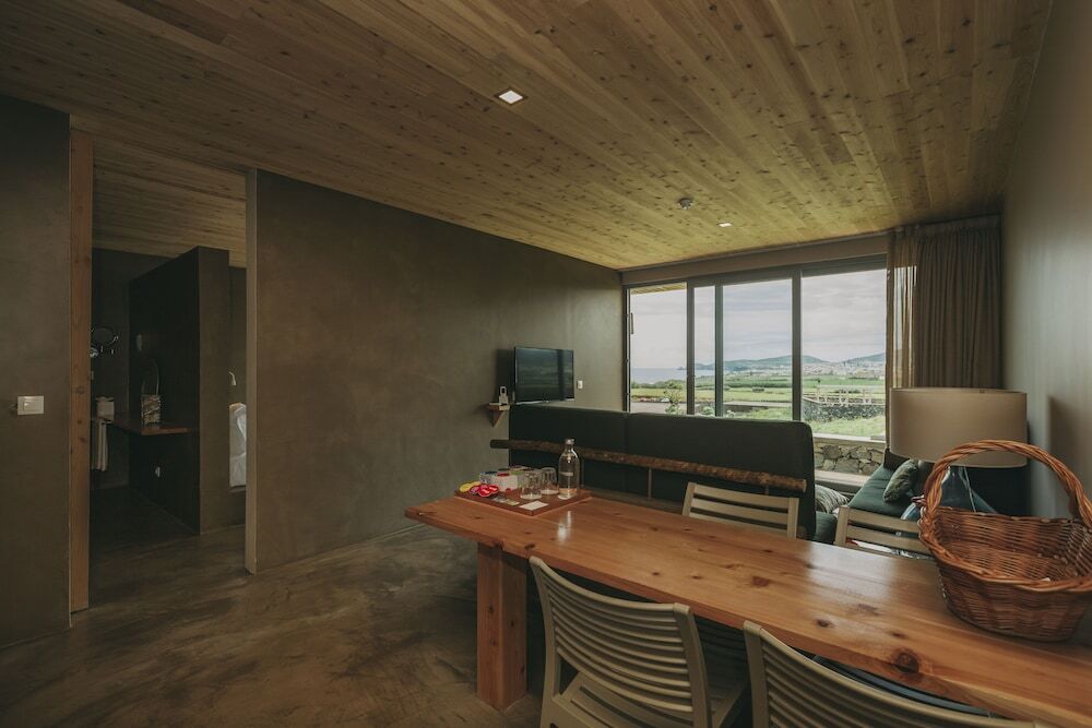 Santa Barbara Eco Beach Resort
