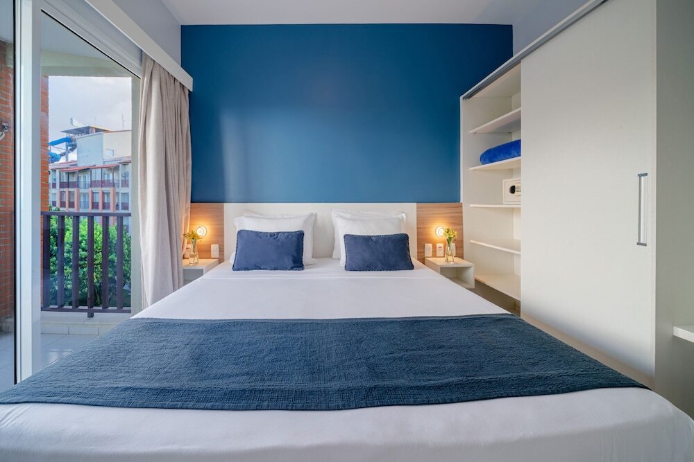 Acqua Beach Park Resort