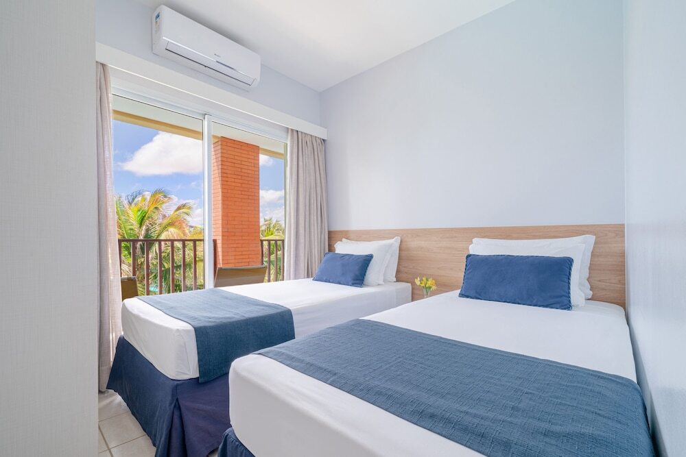 Acqua Beach Park Resort