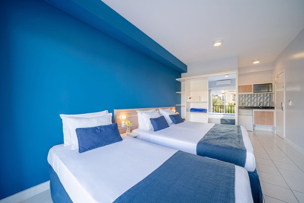 Acqua Beach Park Resort