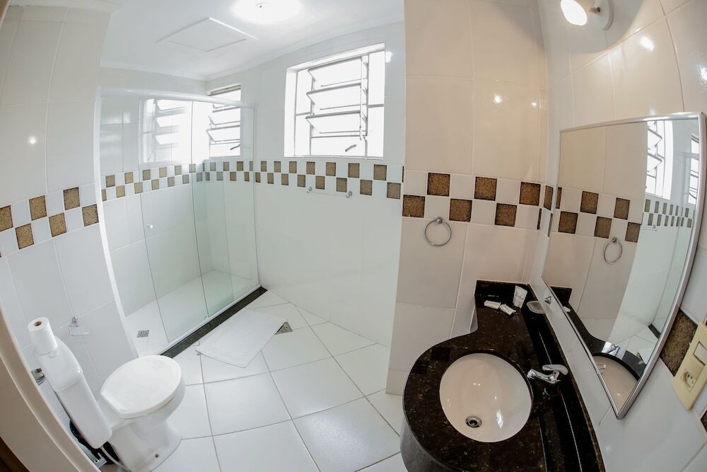 Acr�polis Marina Hotel 