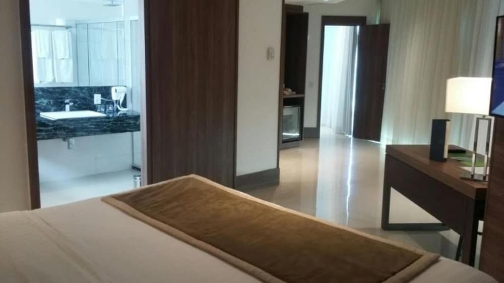Americas Barra Hotel 