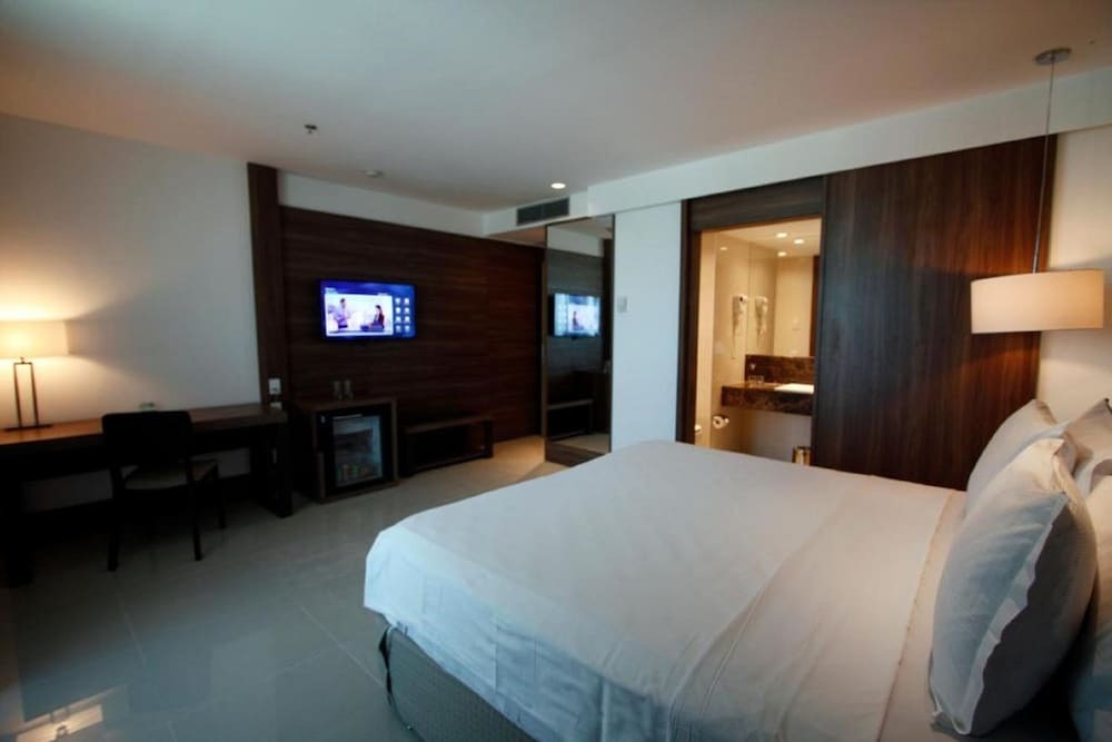 Americas Barra Hotel 