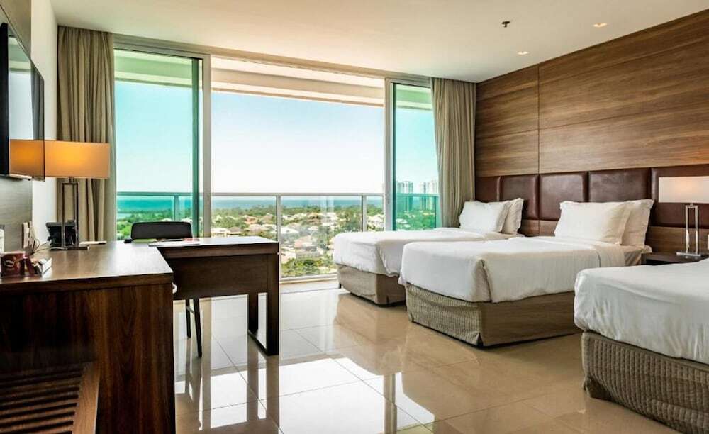 Americas Barra Hotel 