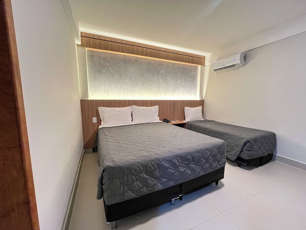 Aram Ponta Negra Hotel 