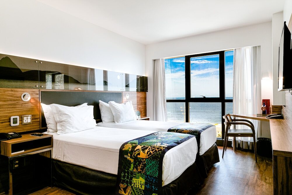 Arena Leme Hotel 