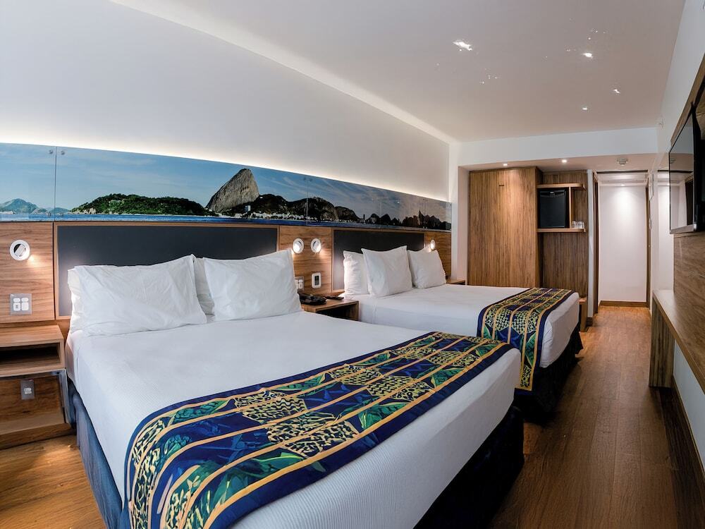 Arena Leme Hotel 