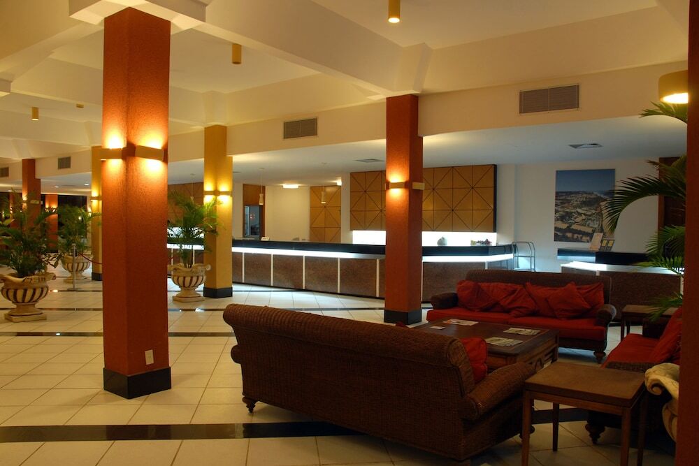 Catussaba Resort Hotel 