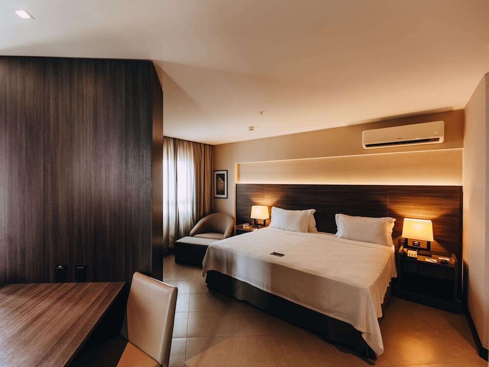 Golden Tulip Natal Ponta Negra 