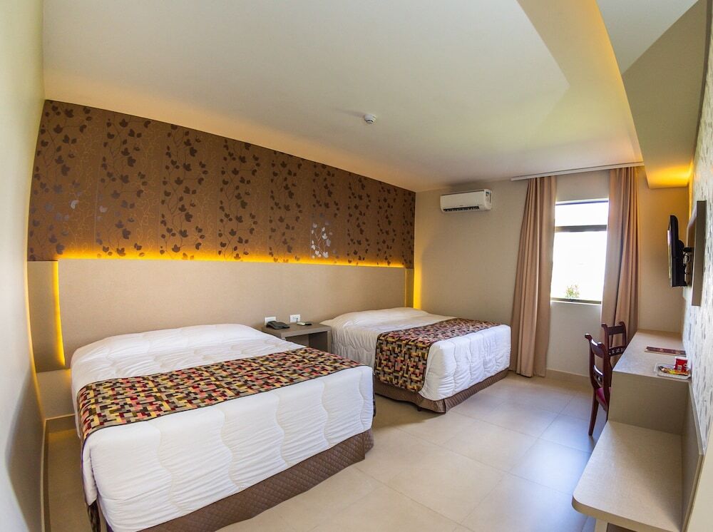Grand Carim� Resort 