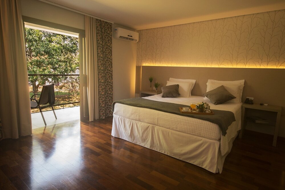 Grand Carim� Resort 