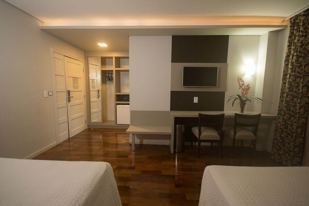 Grand Carim� Resort 