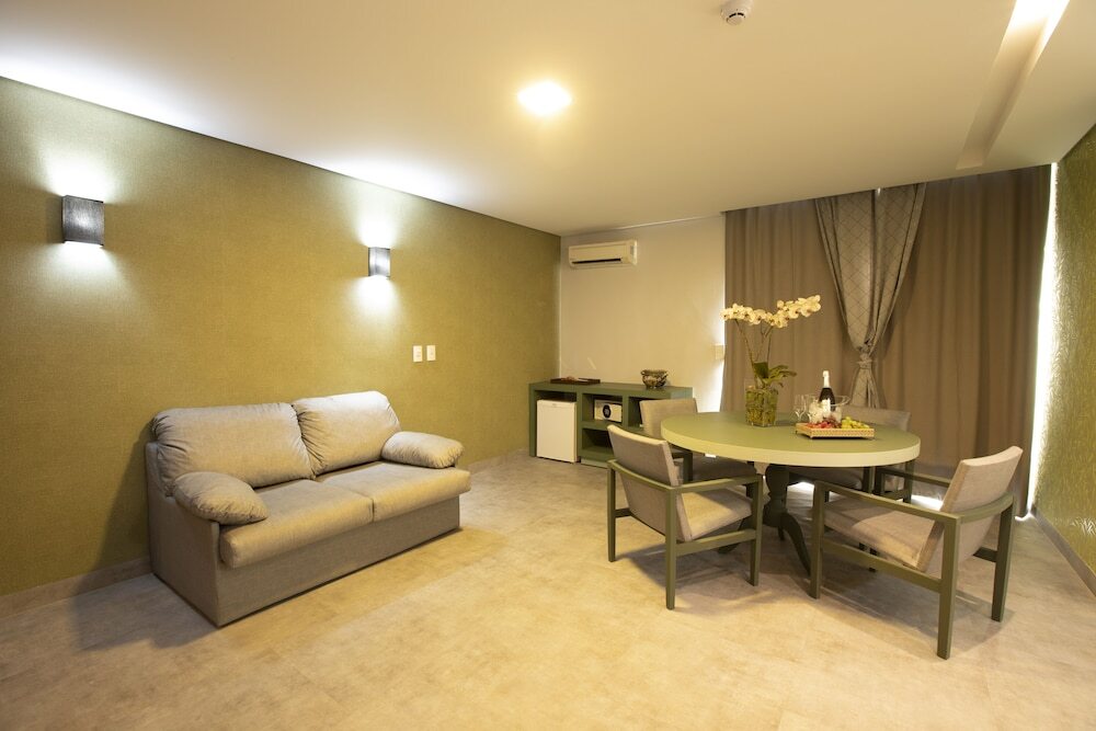 Grand Carim� Resort 