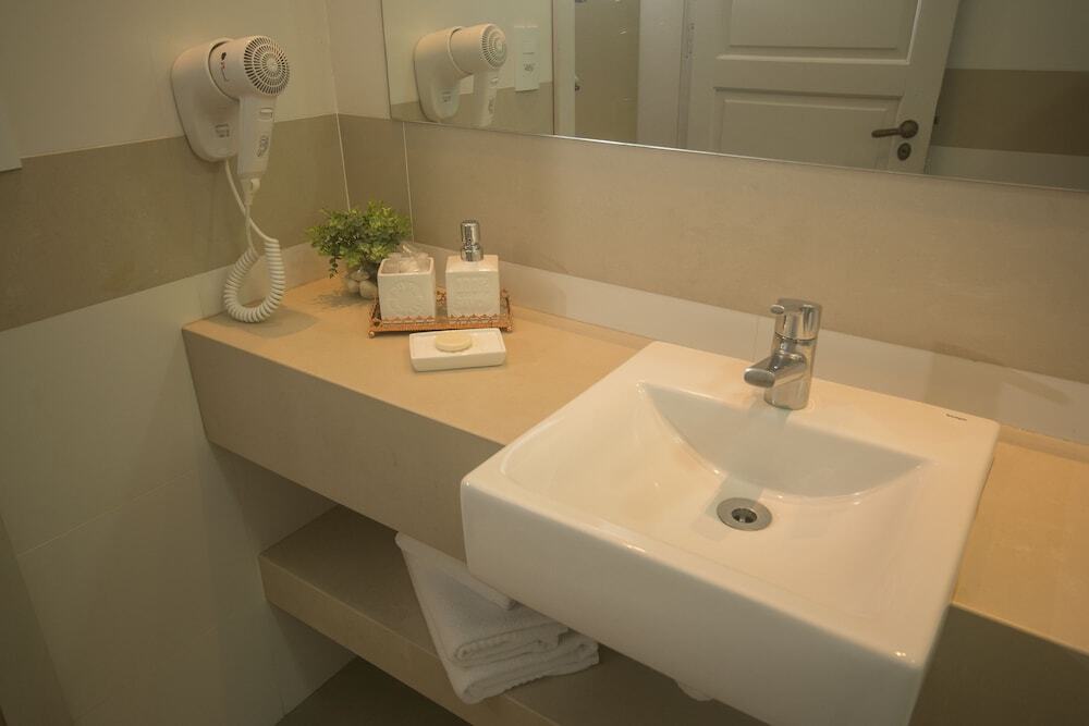 Grand Carim� Resort 