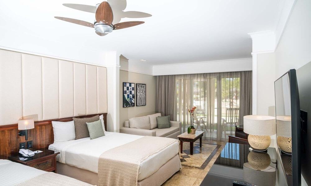 Grand Palladium Imbassa� Resort & Spa 