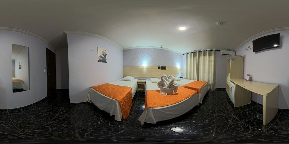 Hotel Tr�s Fronteiras 