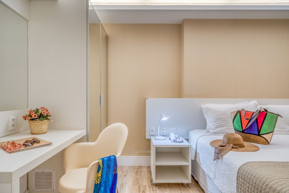 Hotel Brisa Suites 