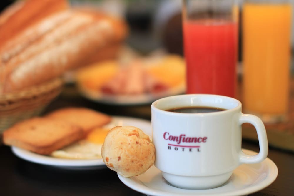 Hotel Confiance Batel 