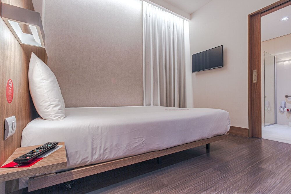 Hotel Moov Curitiba 
