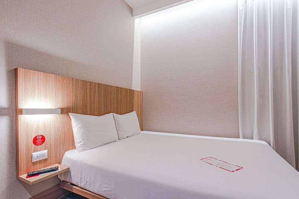 Hotel Moov Curitiba 