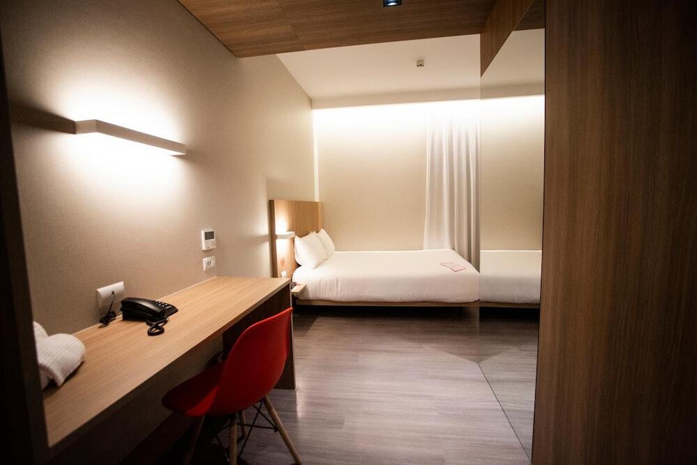Hotel Moov Curitiba 