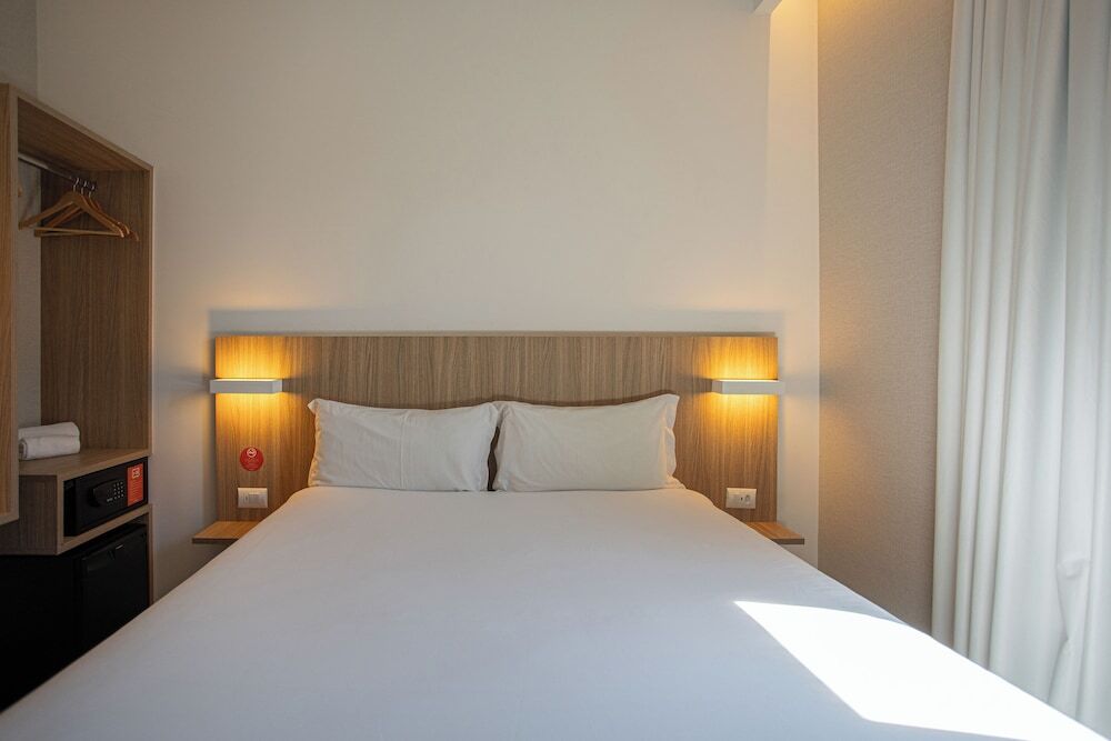 Hotel Moov Curitiba 